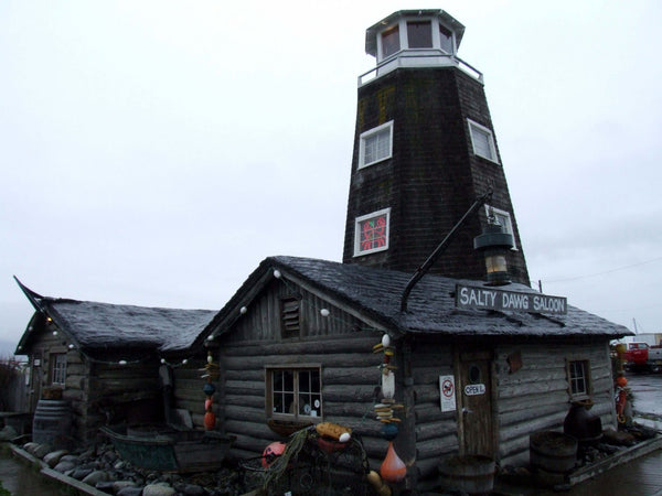 13 Quirky Alaska Roadside Attractions That’ll Make You Do A Double Take