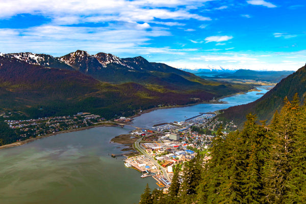 13 Majestic Alaska Towns Where The Mountains Meet The Sea
