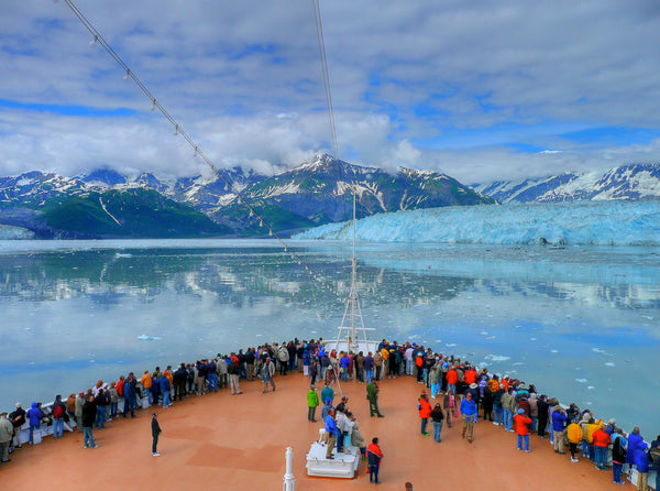 23 Hilariously Accurate Ways To Spot Alaska Tourists This Summer